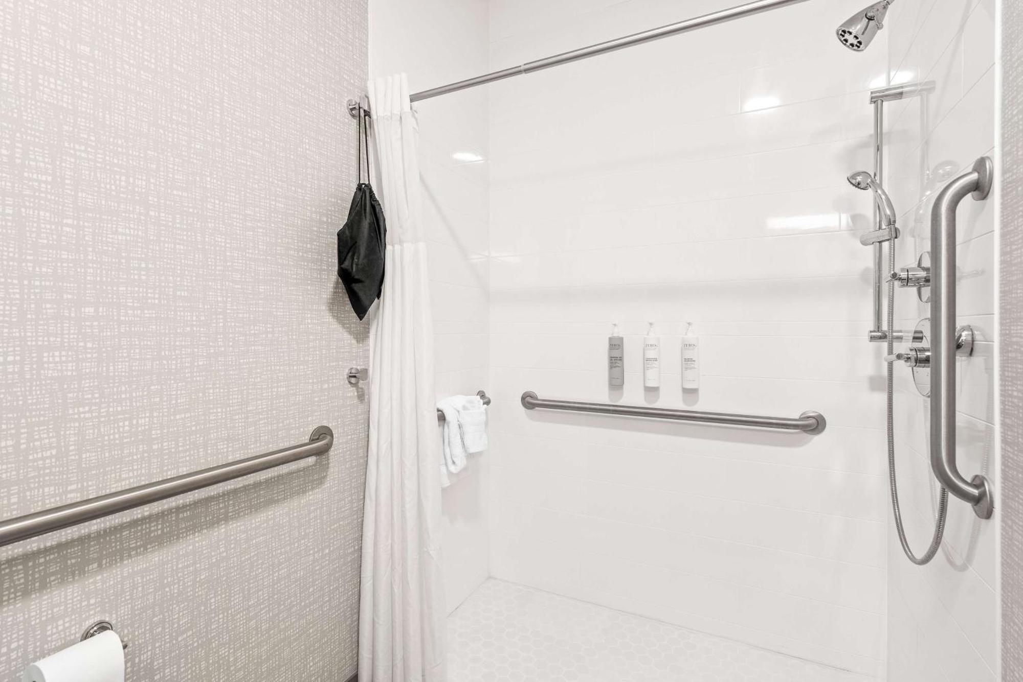 Hampton Inn Columbus-North Dış mekan fotoğraf