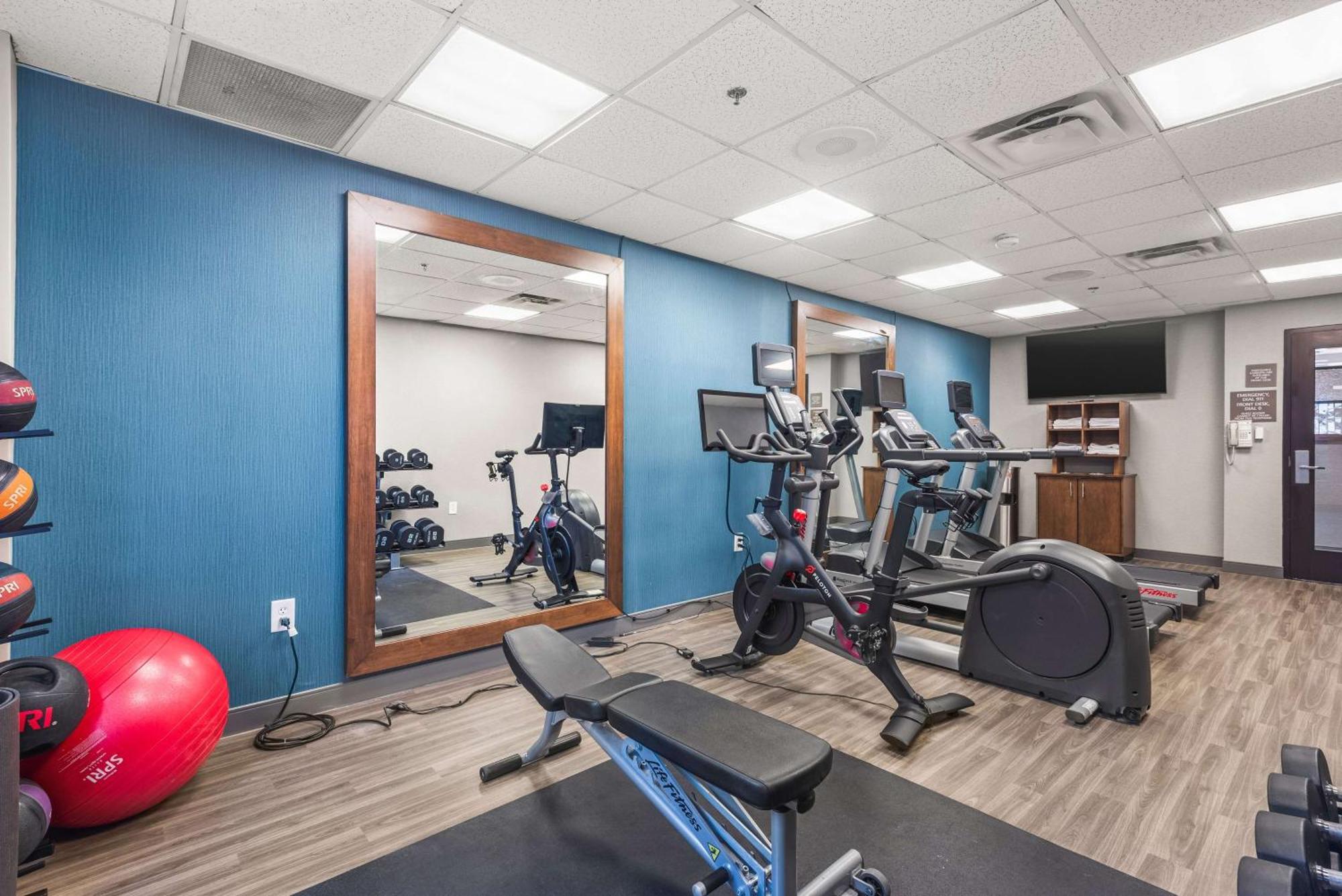 Hampton Inn Columbus-North Dış mekan fotoğraf